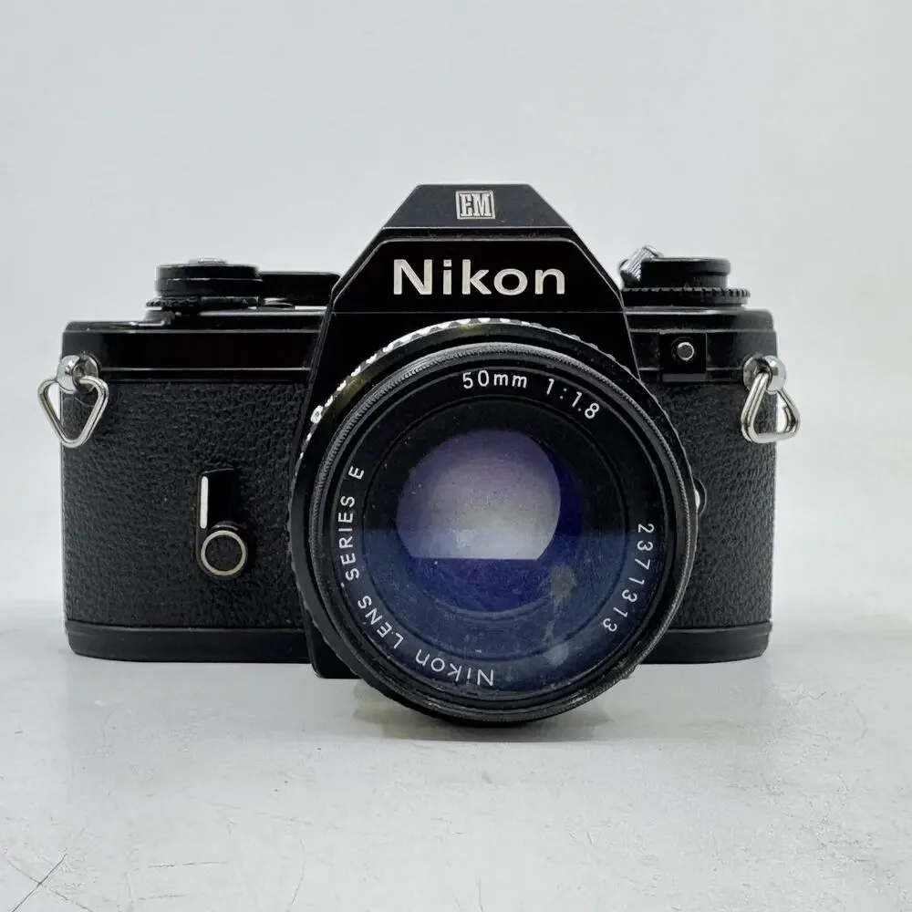 Vintage NIKON EM M90 B SLR 35mm Camera Film w Nikon E series 50mm F/1.8 Lens